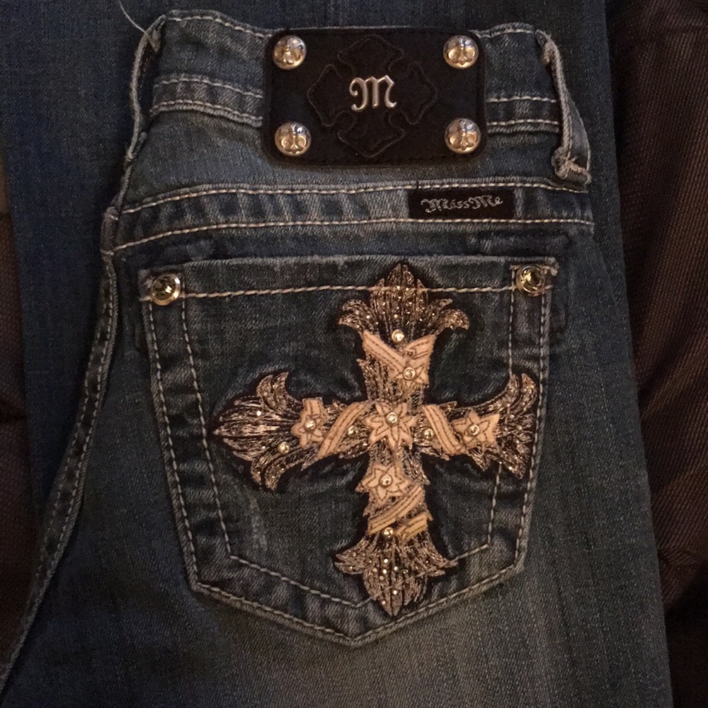 Size 27 Boot Cut Miss Me Jeans